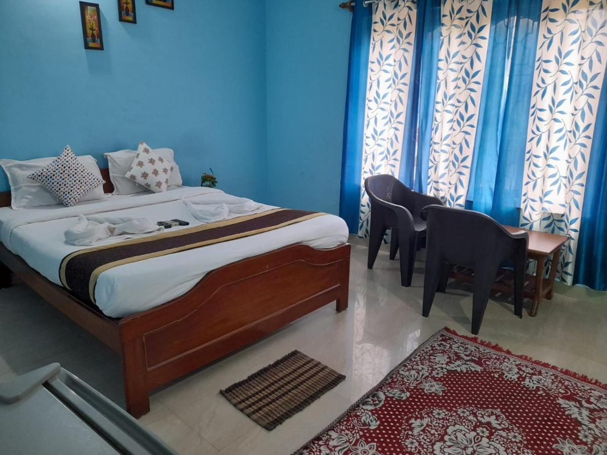 Hotel Raaj Inn Calangute Extérieur photo